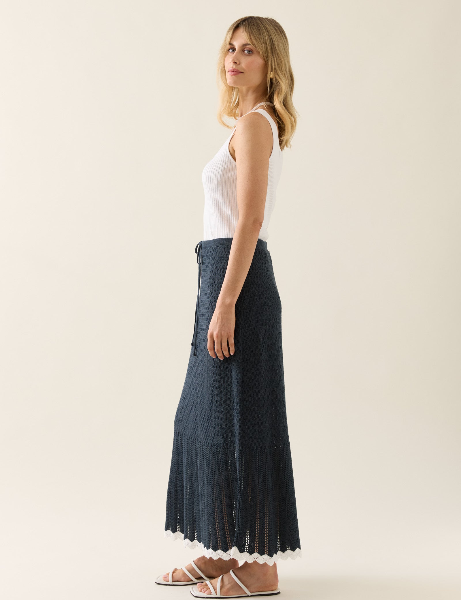 1043aeb4-2d1a-44db-a891-62d2bcf36156.jpg