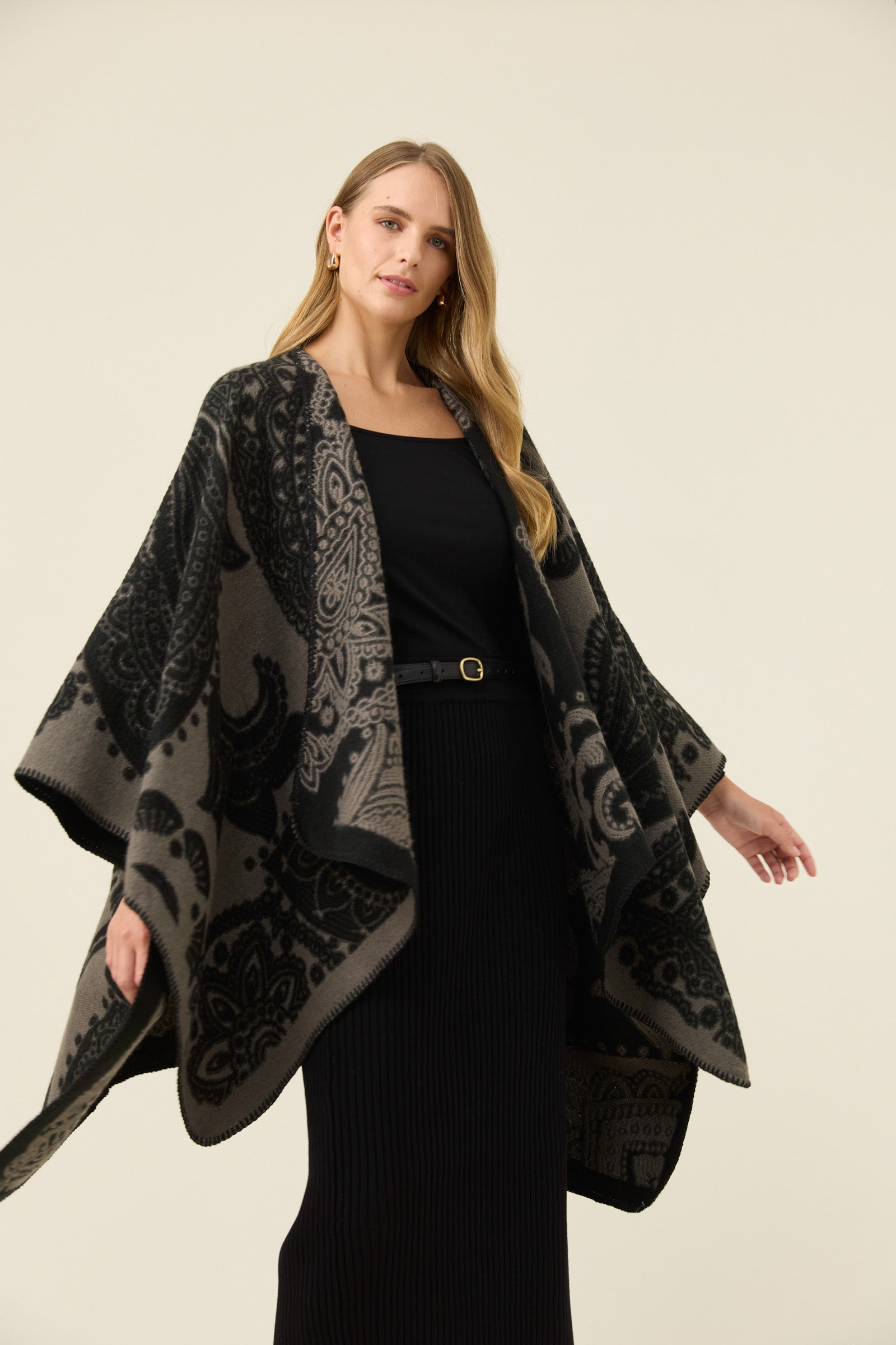 Lucia Cape - Charcoal Paisley