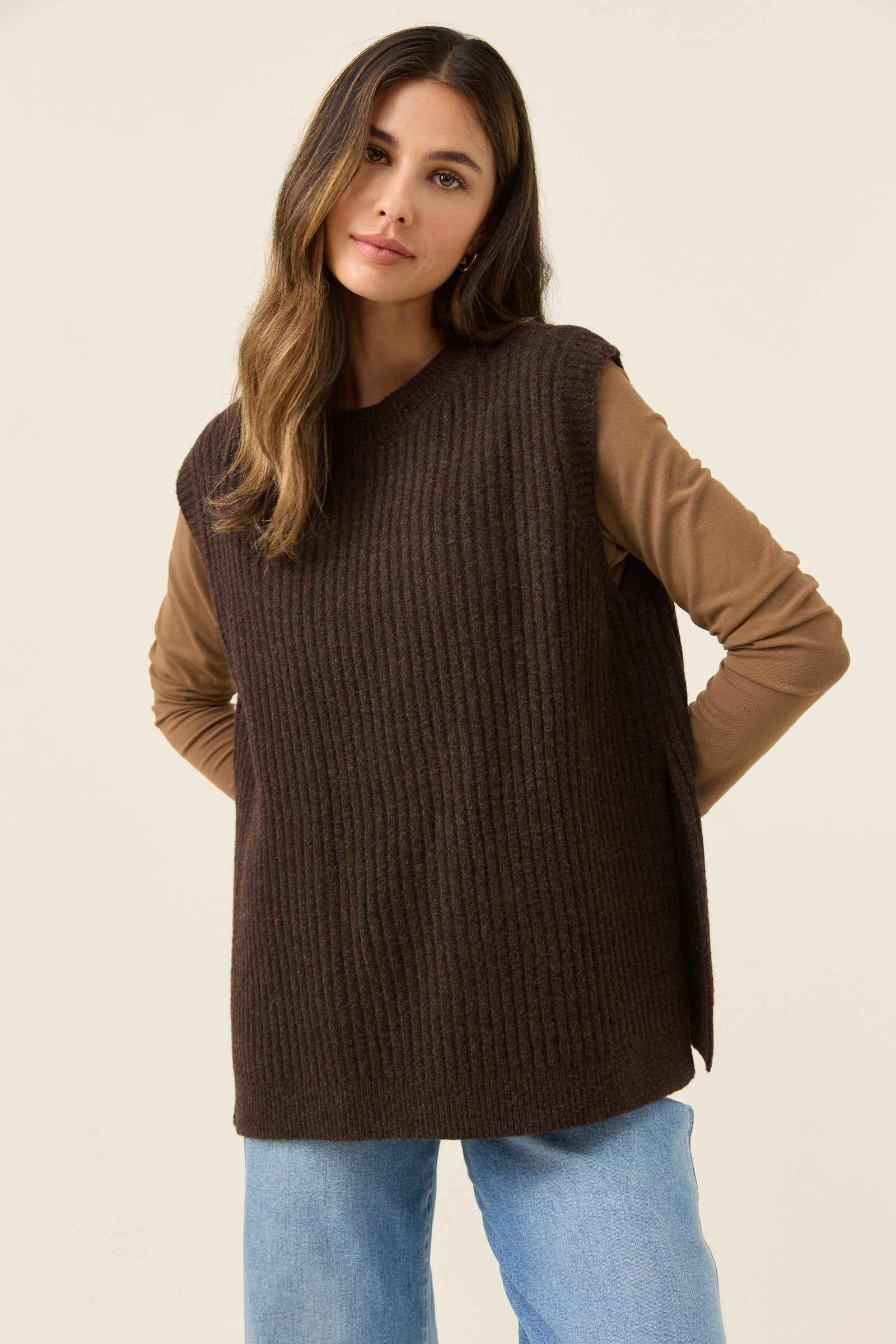 Miru Crew Knit Vest - Chocolate