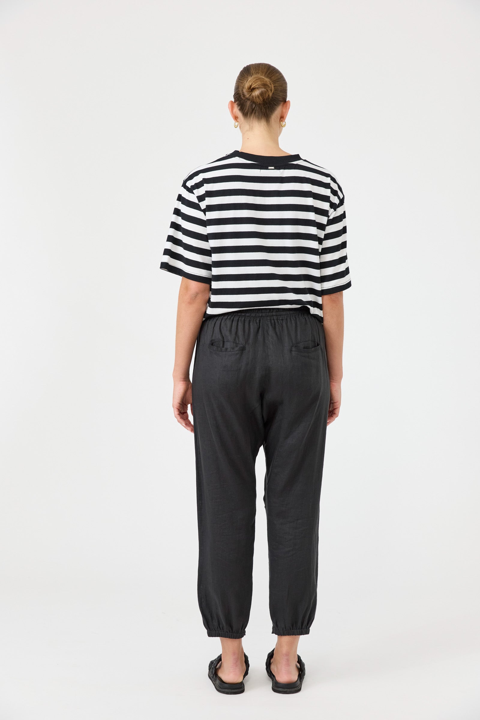 Studio Relaxed Pant - Ebony