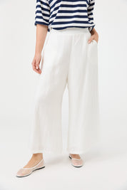 Studio Crop Pant - Salt