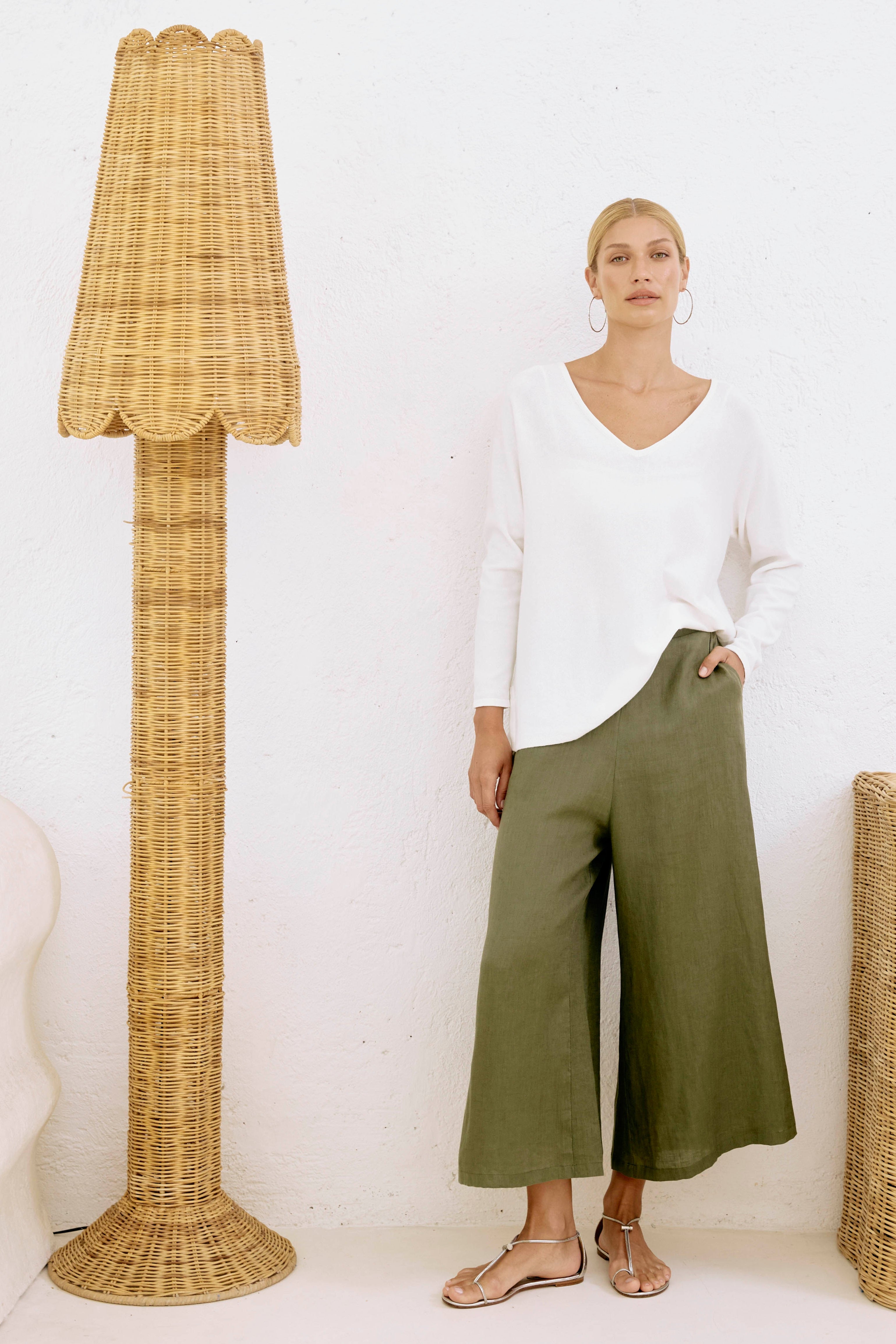 Studio Crop Pant - Khaki