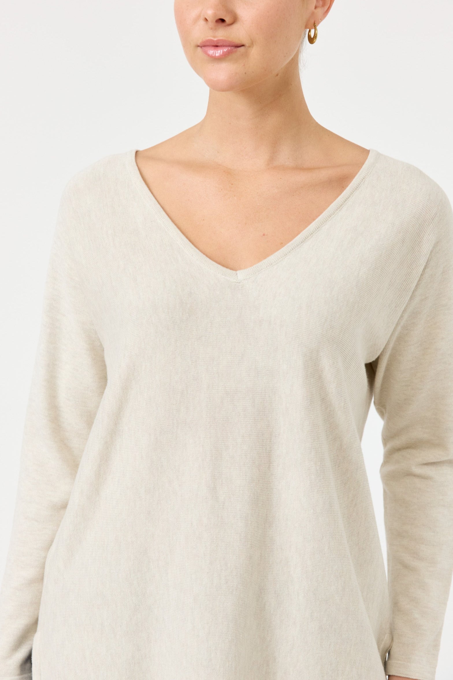 Studio V Knit - Tusk