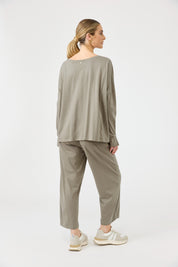 Studio Traveller LS Tshirt - Olive