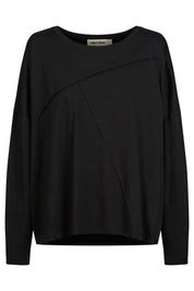Studio Traveller LS Tshirt - Ebony