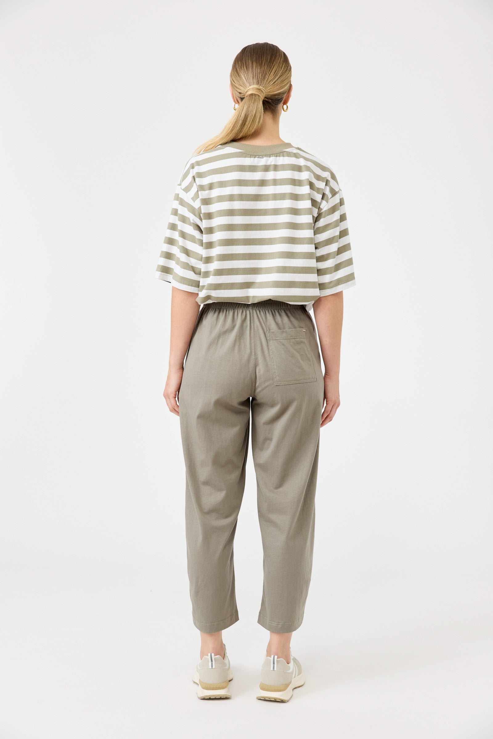 Studio Traveller Pant - Olive