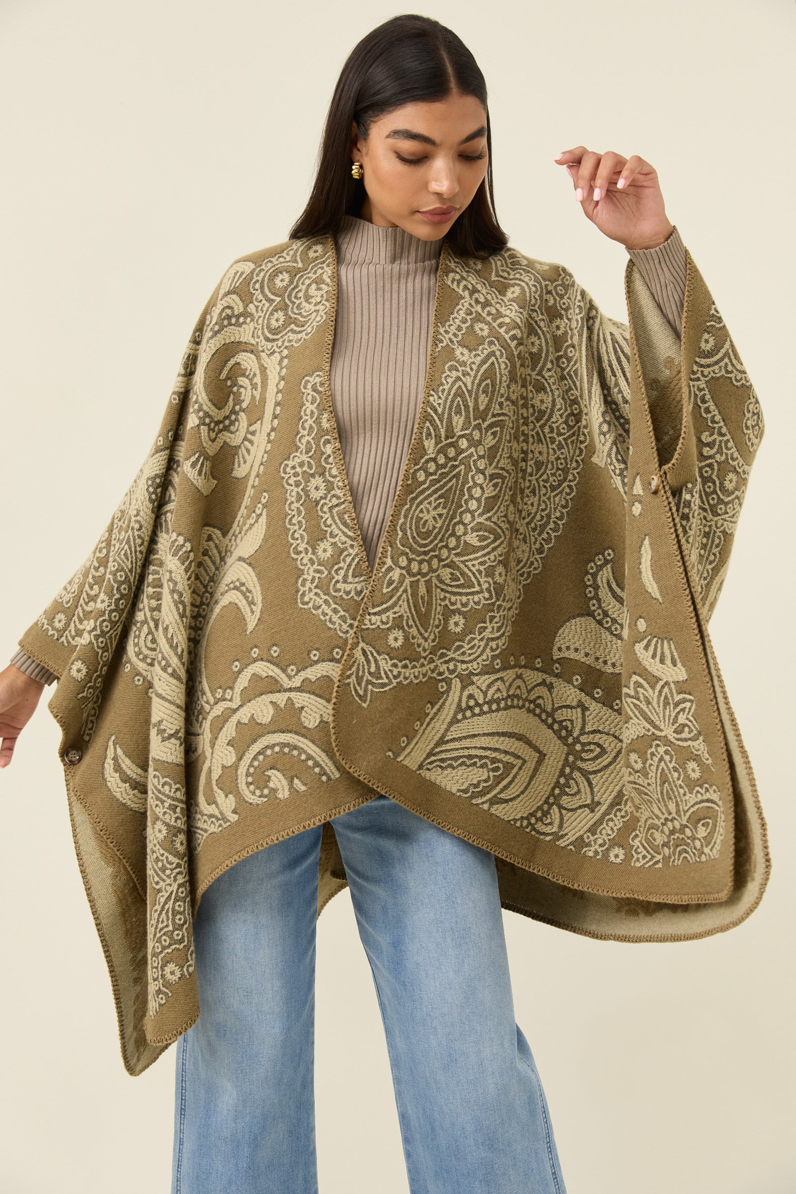 Lucia Cape - Stone Paisley