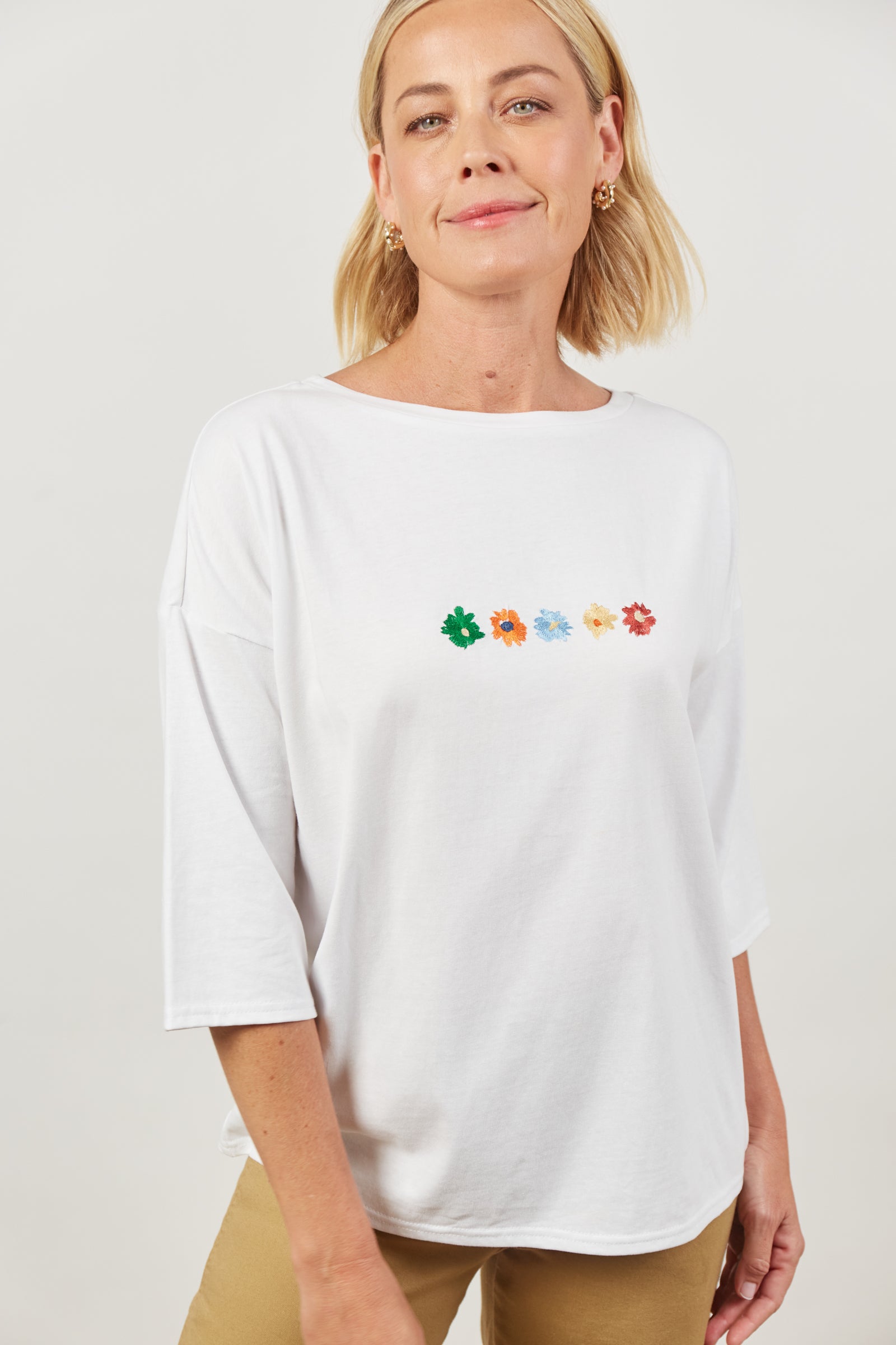 Charm Tshirt - Dove