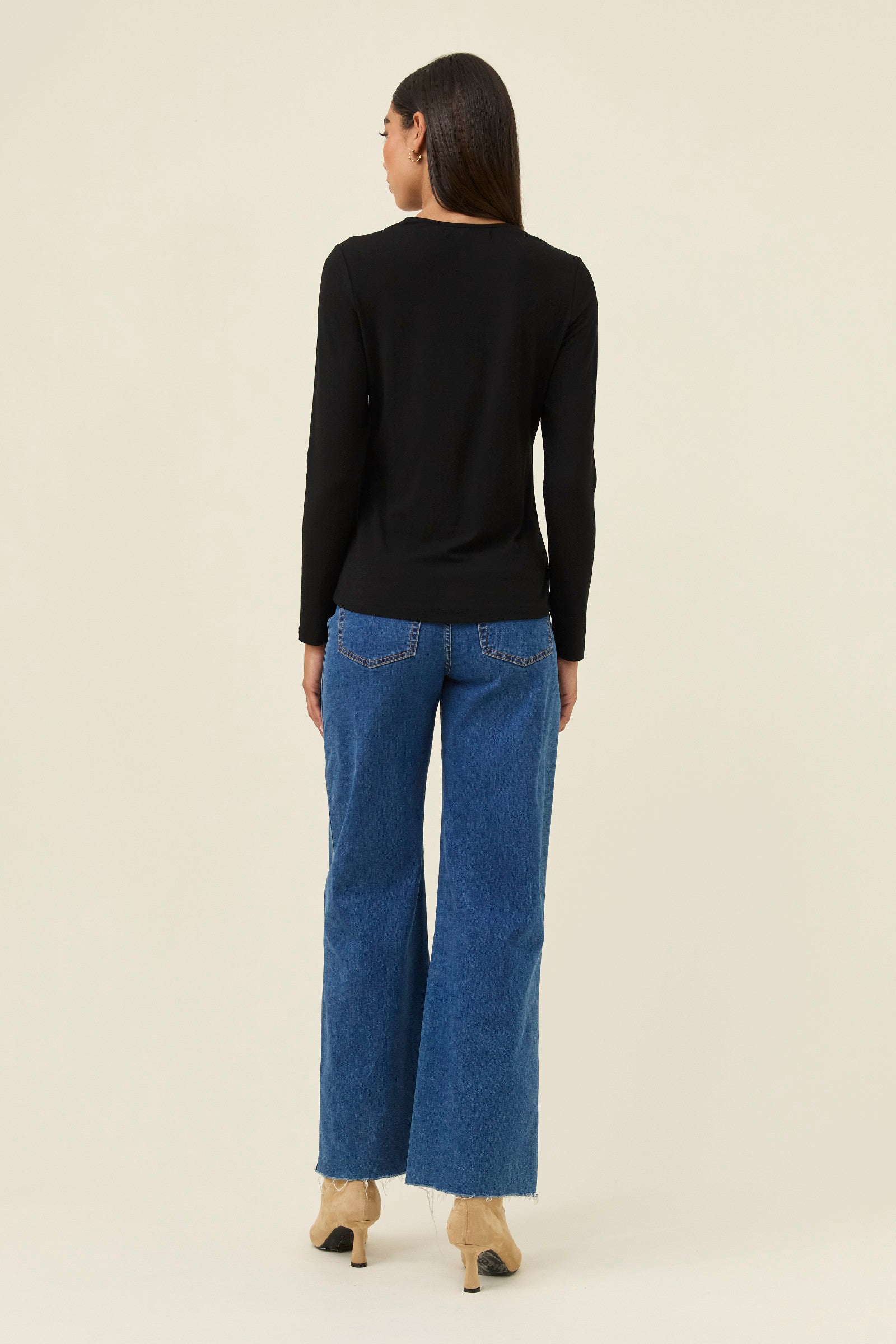 Naria Scoop Neck Top - Onyx