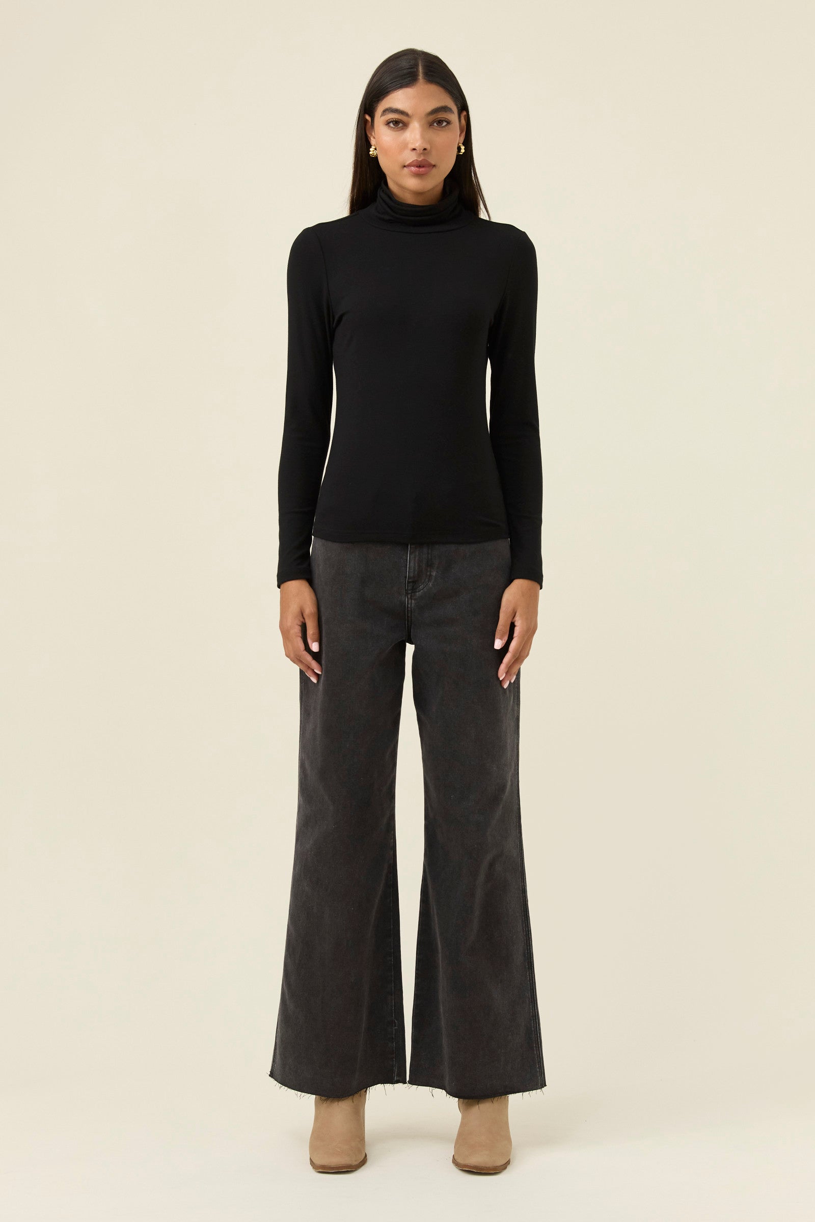 Naria Roll Neck Top - Onyx