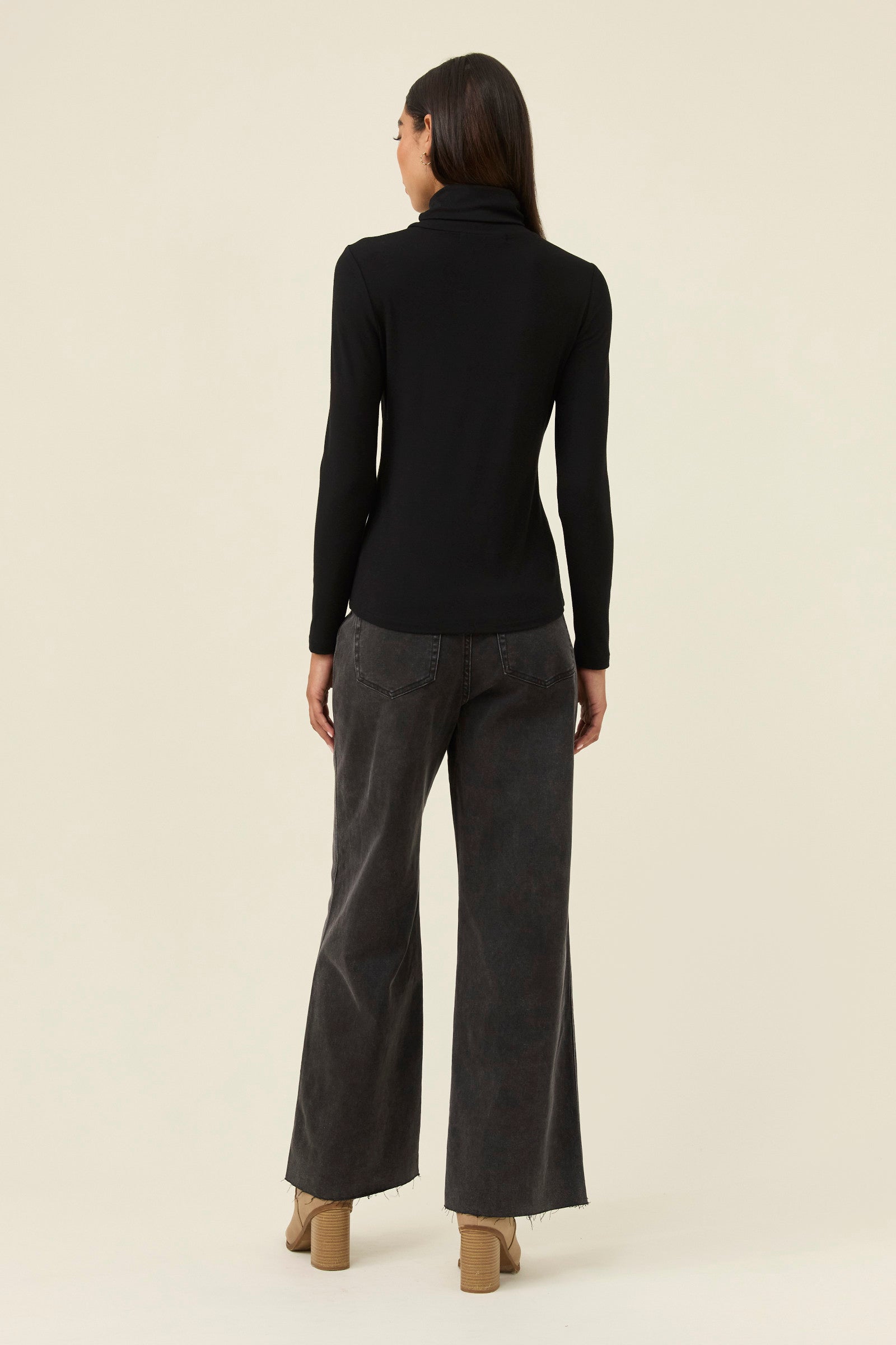 Naria Roll Neck Top - Onyx