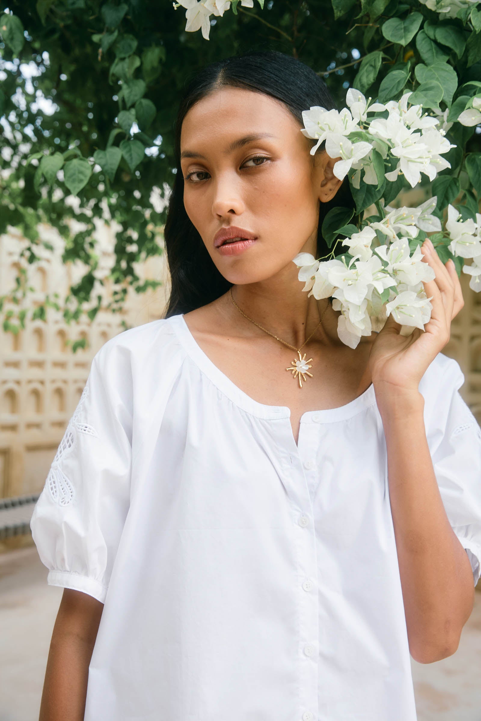 Oline Necklace - Flower Burst