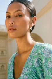 Oline Orb Earring - Pearl