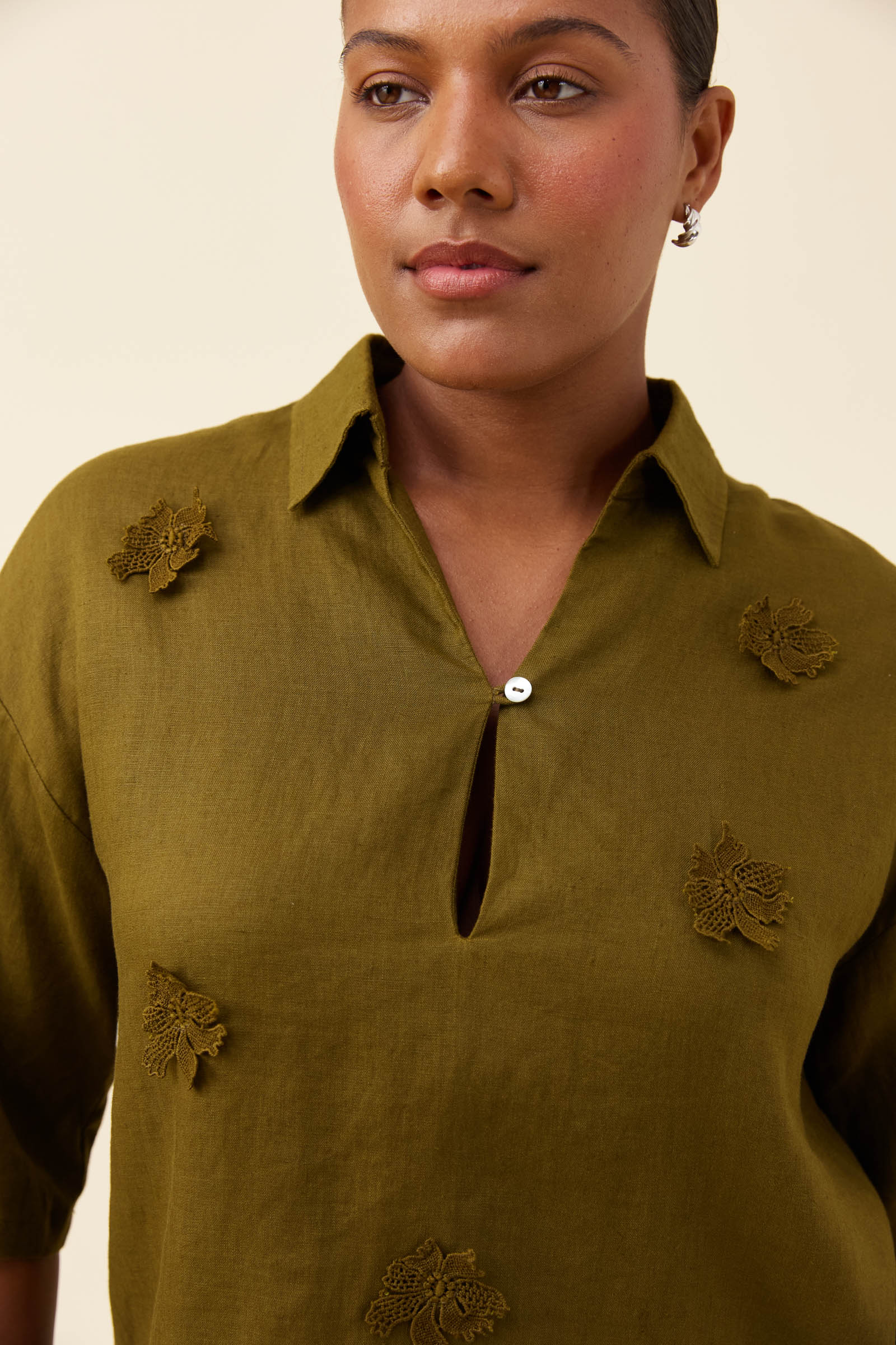 Anita Shirt - Olive