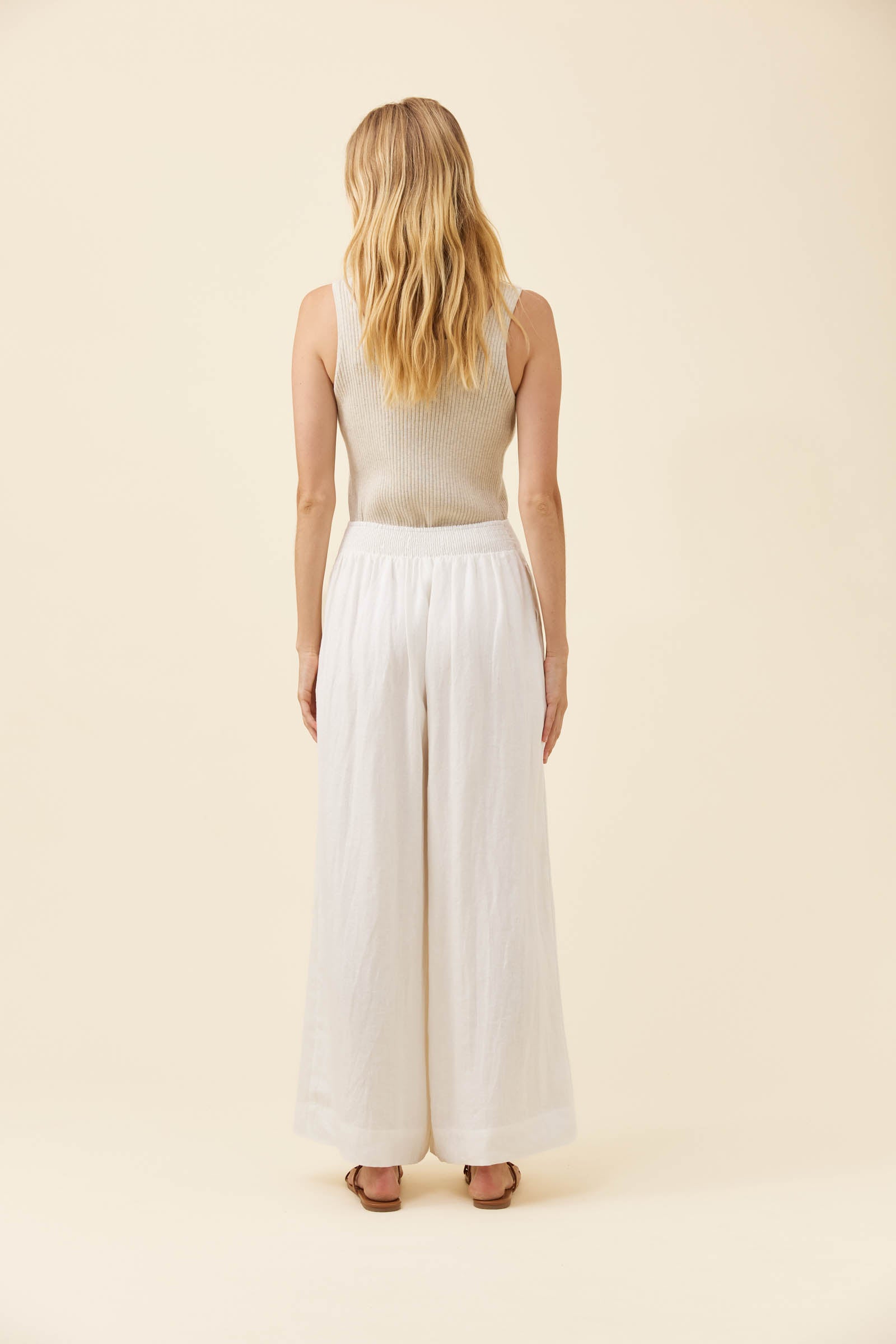 Anita Pant - White