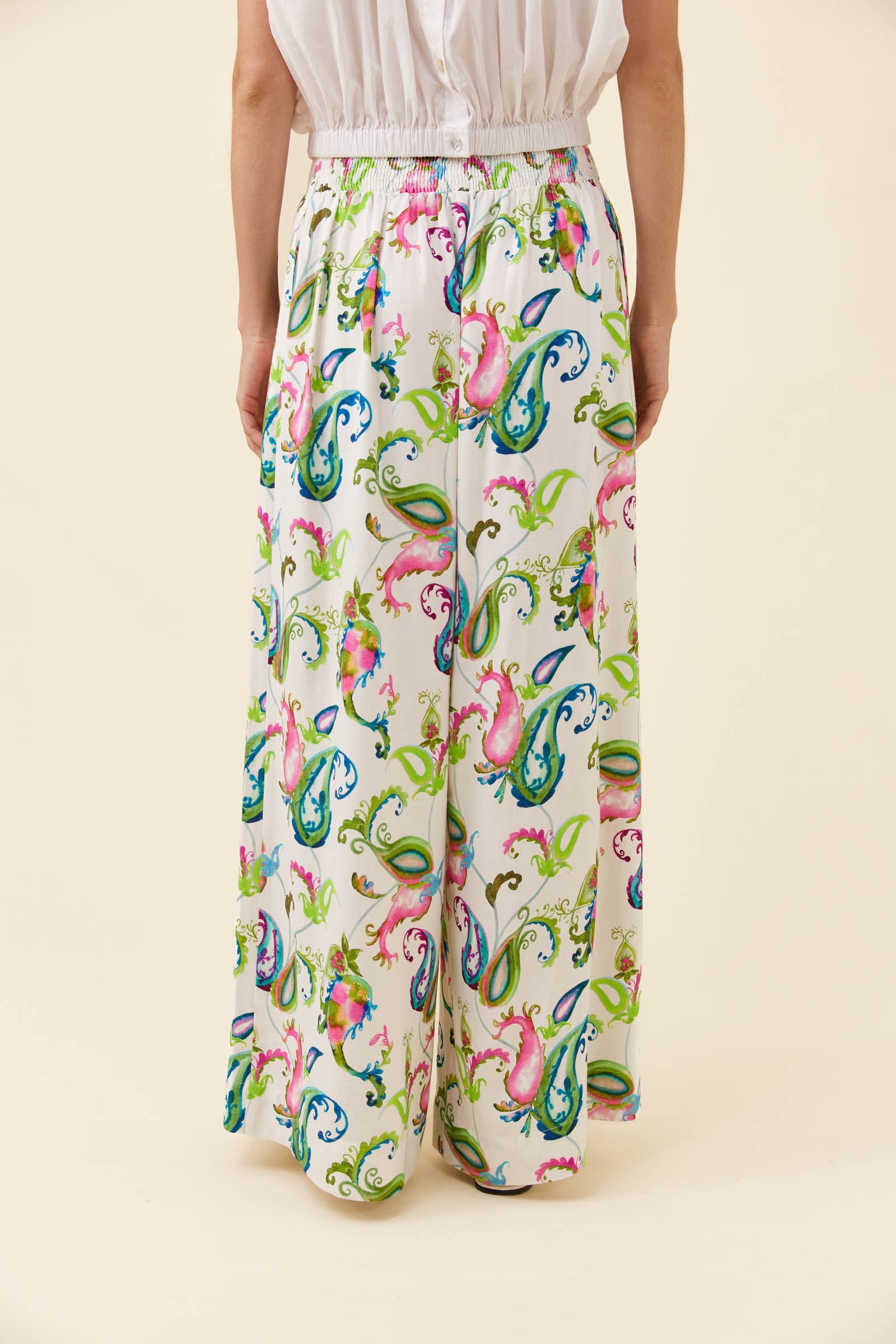 Anita Pant - Paisley