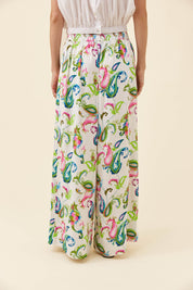 Anita Pant - Paisley