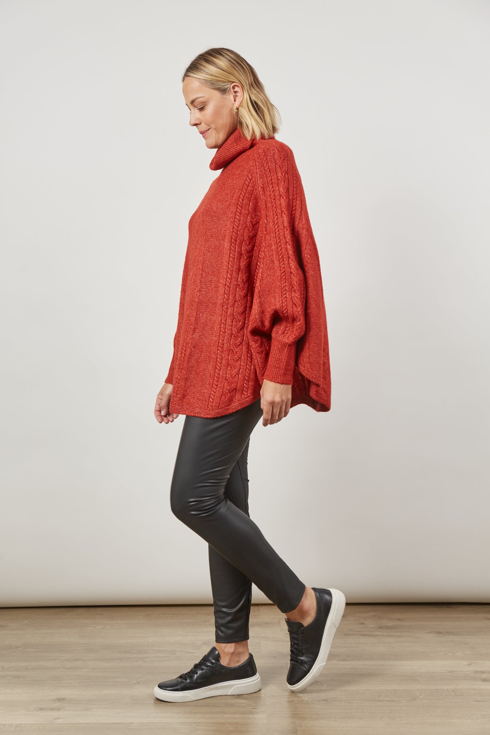Renew Poncho - Picante