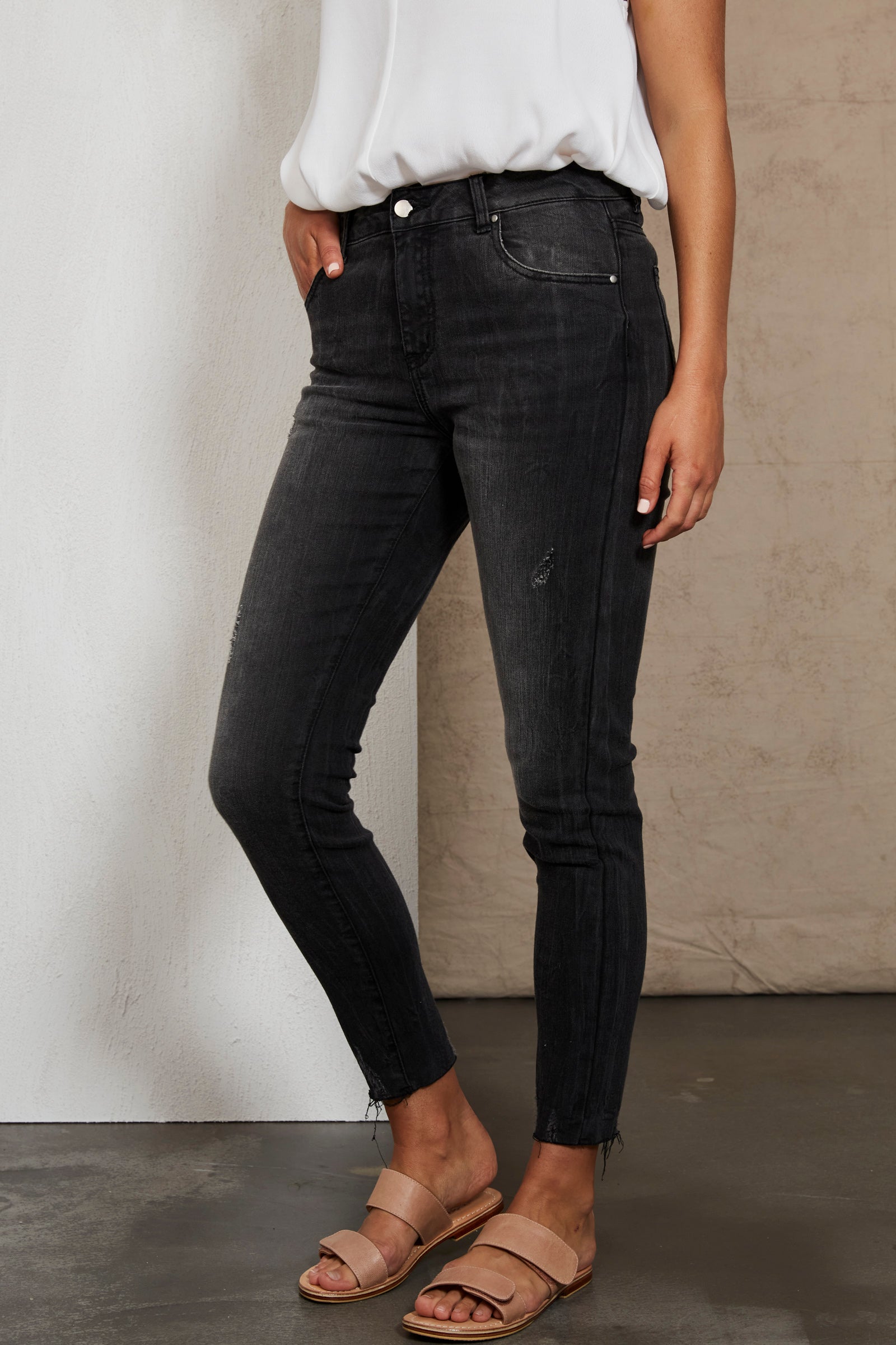 Junko Denim - Black