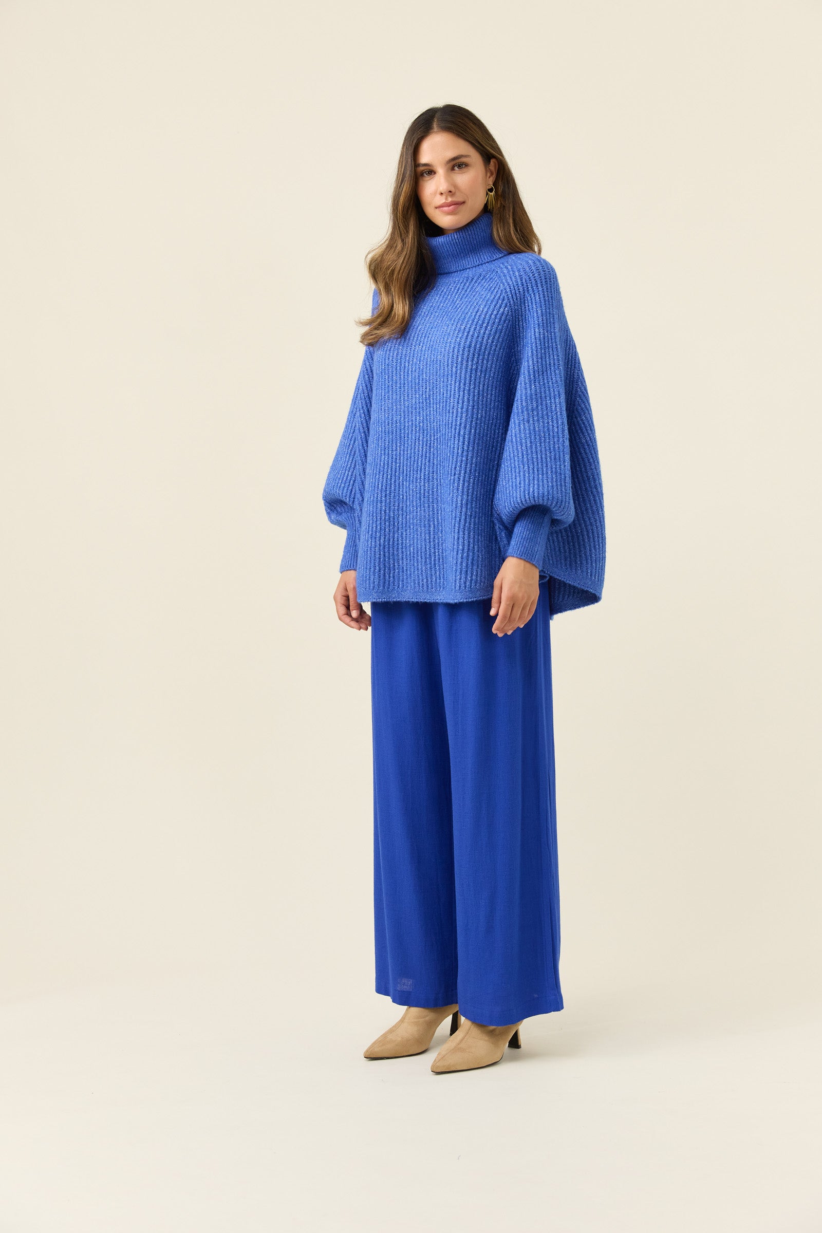 Miru Poncho - Cobalt