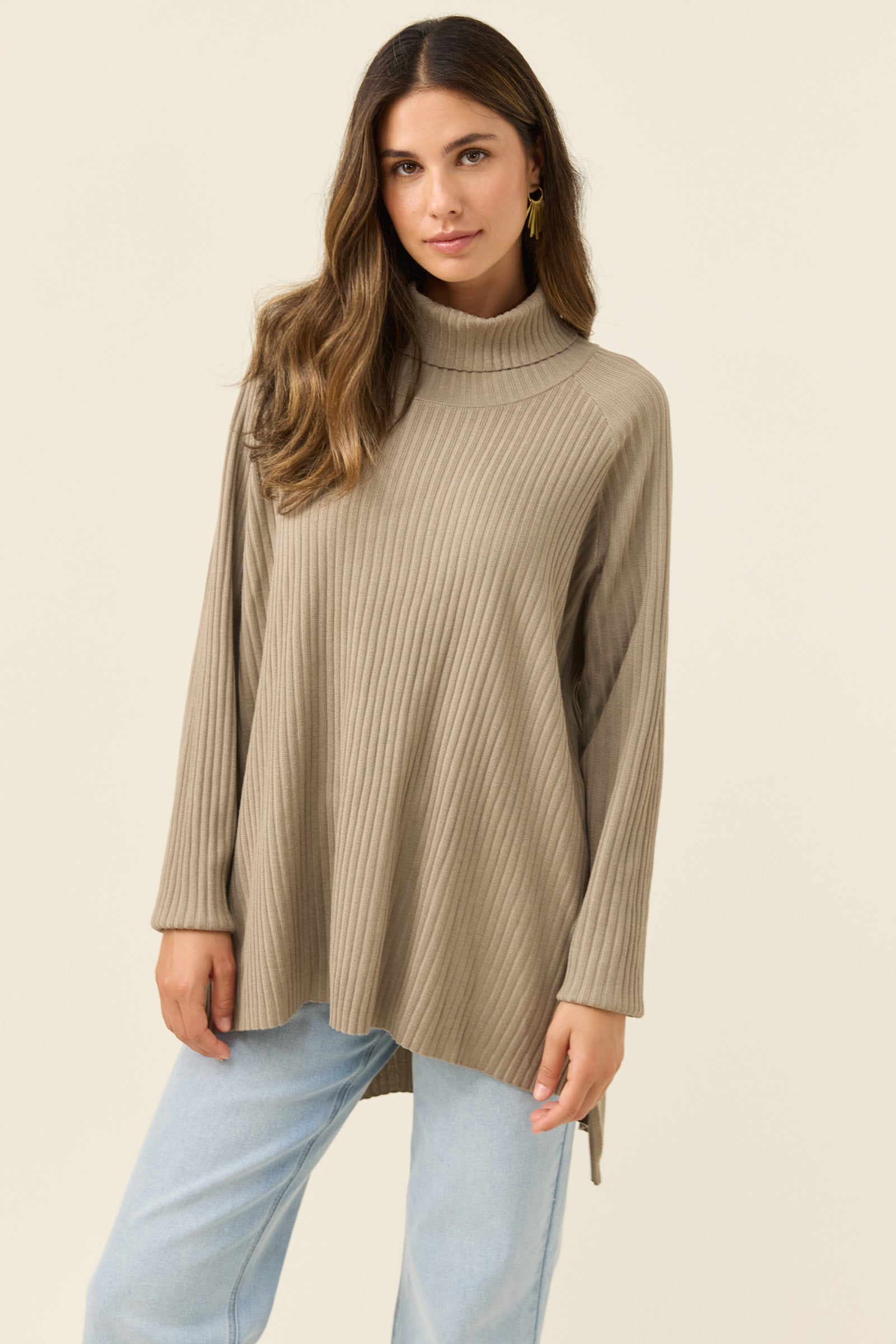 Juno Relaxed Roll Neck Jumper - Stone