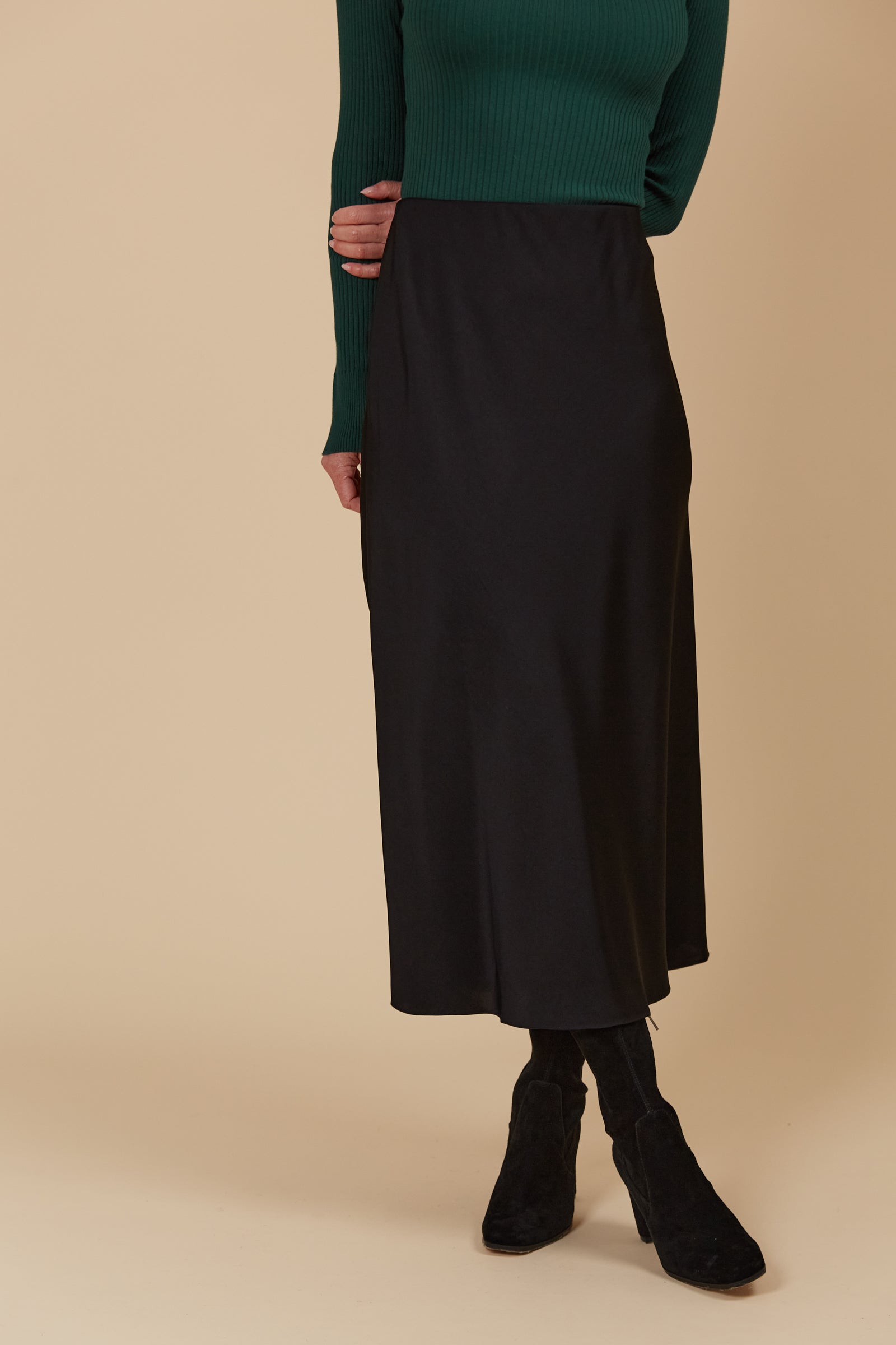 Maia Midi Skirt - Onyx