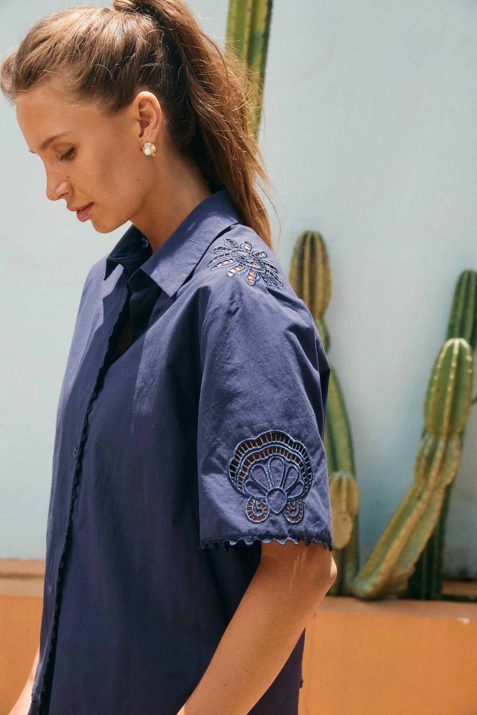 Larissa Broderie Shirt - Navy