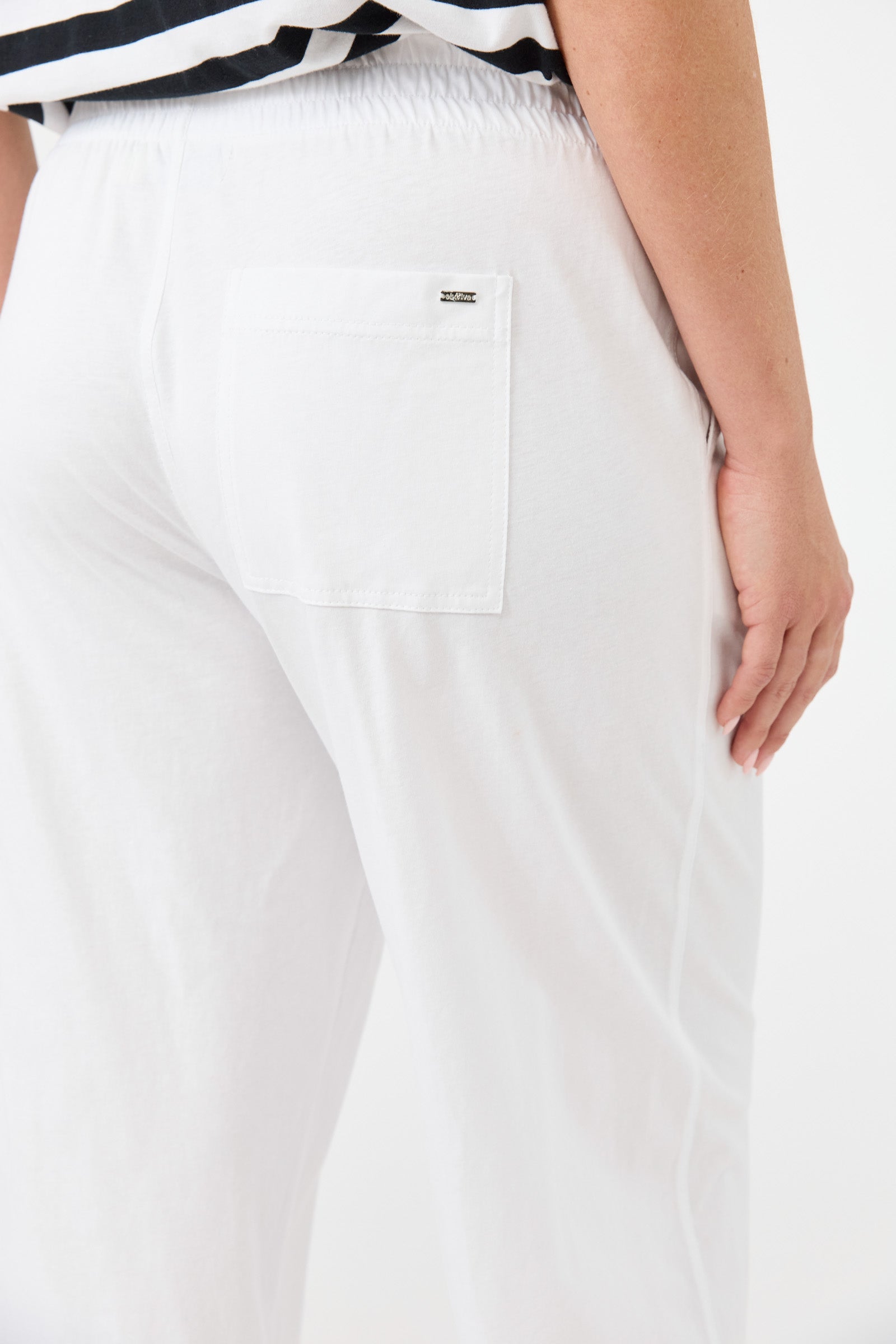 Studio Traveller Pant - Salt