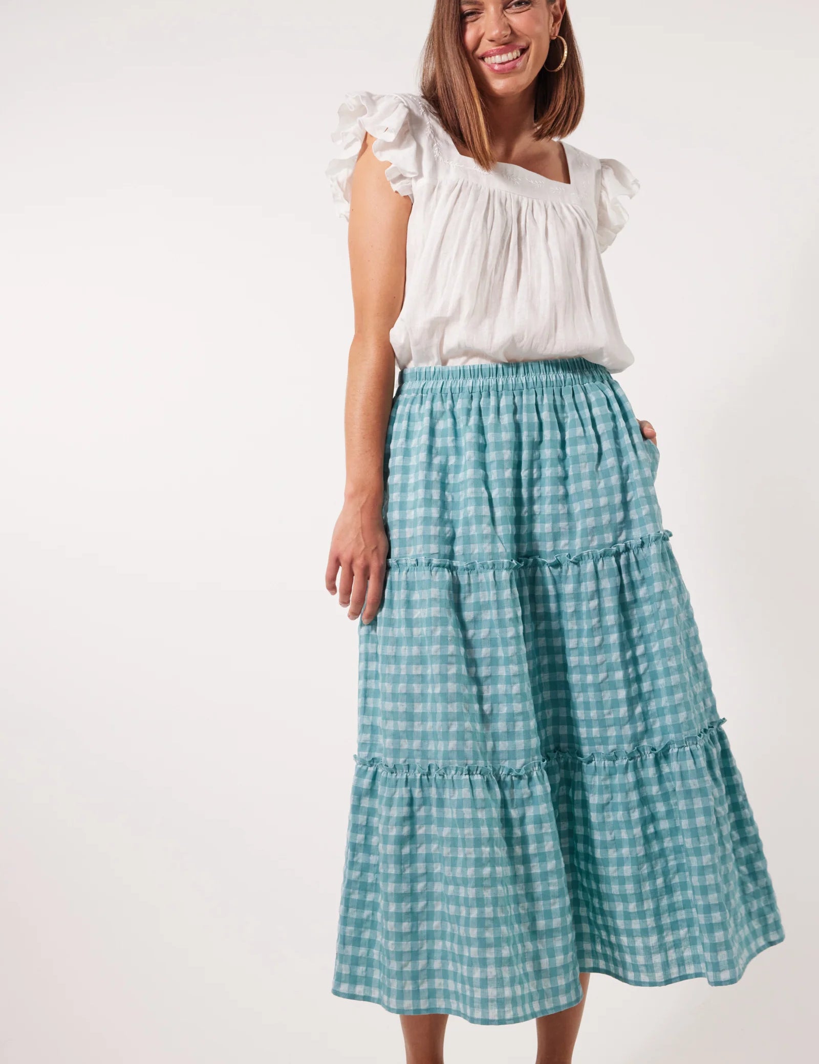 9033ba90-f015-401d-86e4-99718ed352af.webp