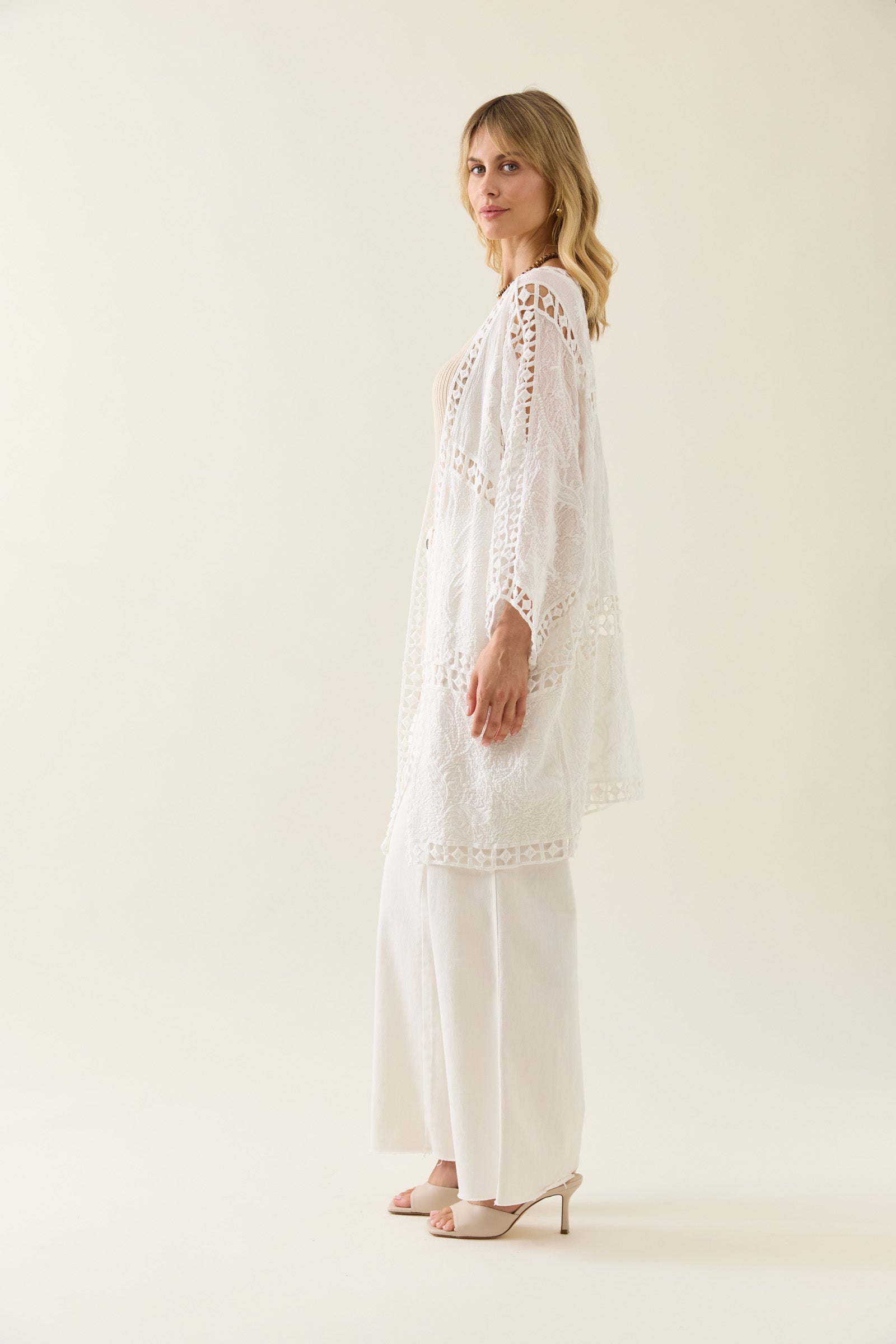 Oline Lace Kimono - Lotus