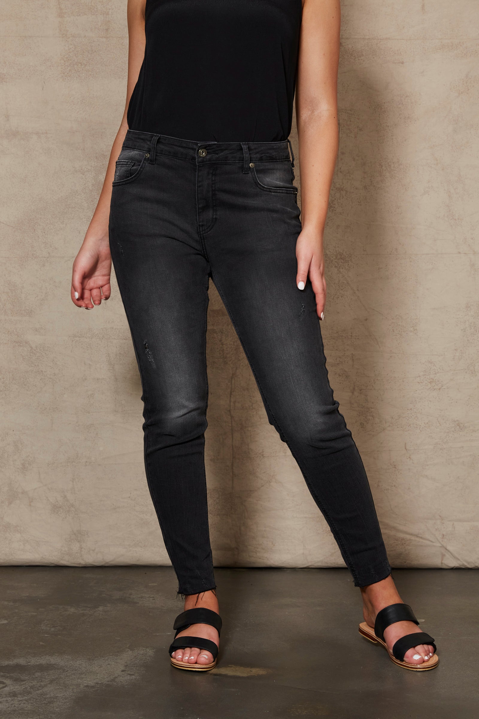 Junko Denim - Black