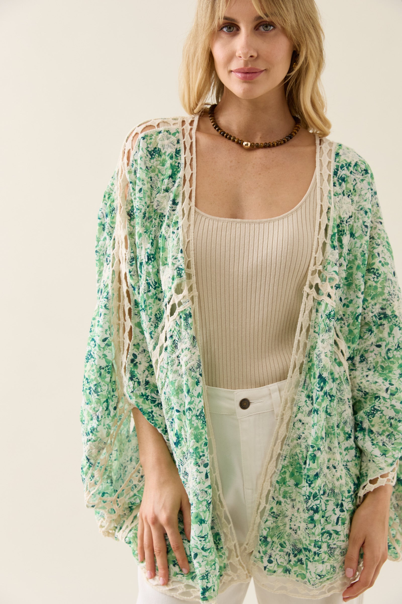 Oline Lace Cape - Jasmine