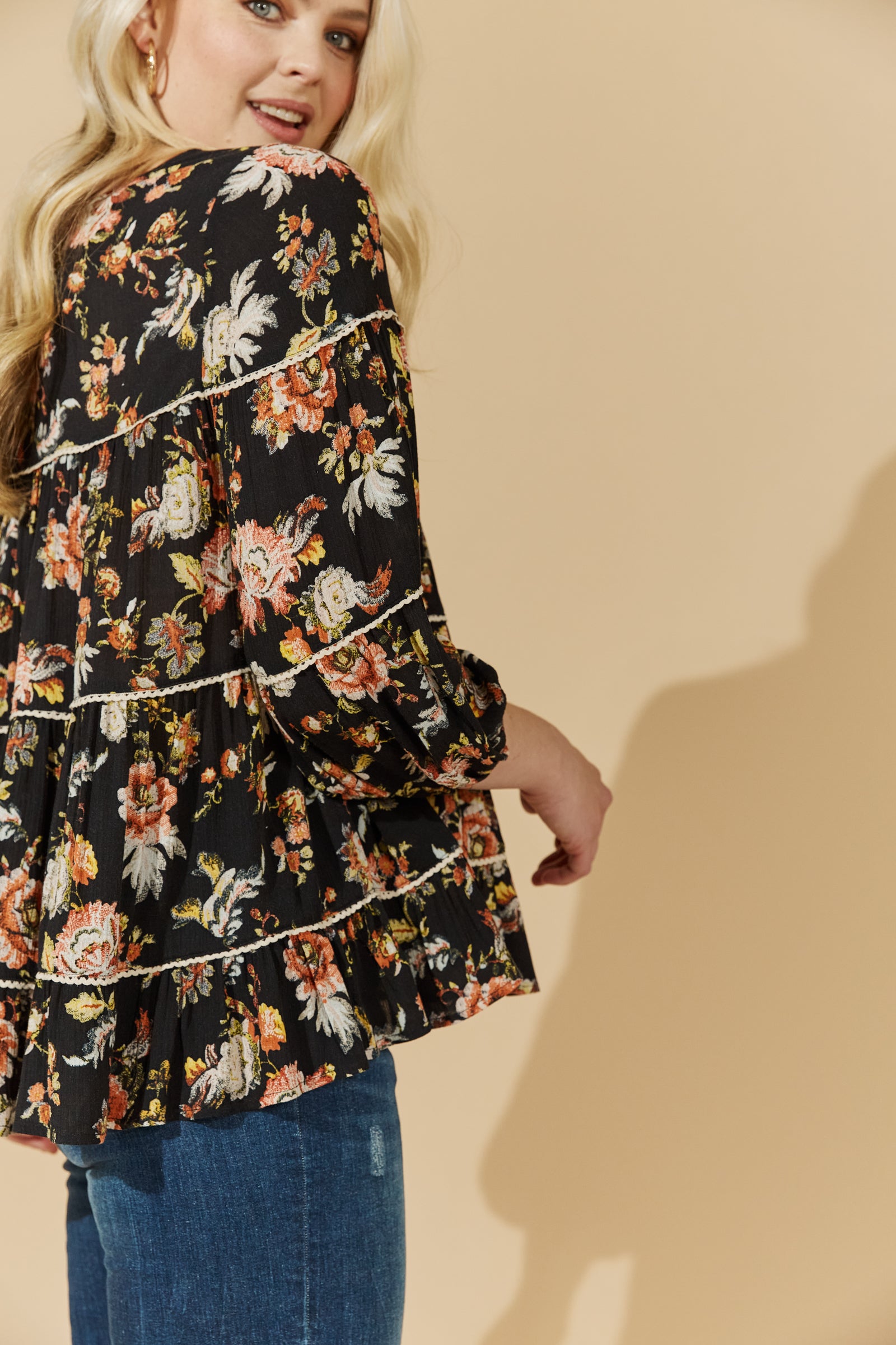 Flourish Tiered Top - Black