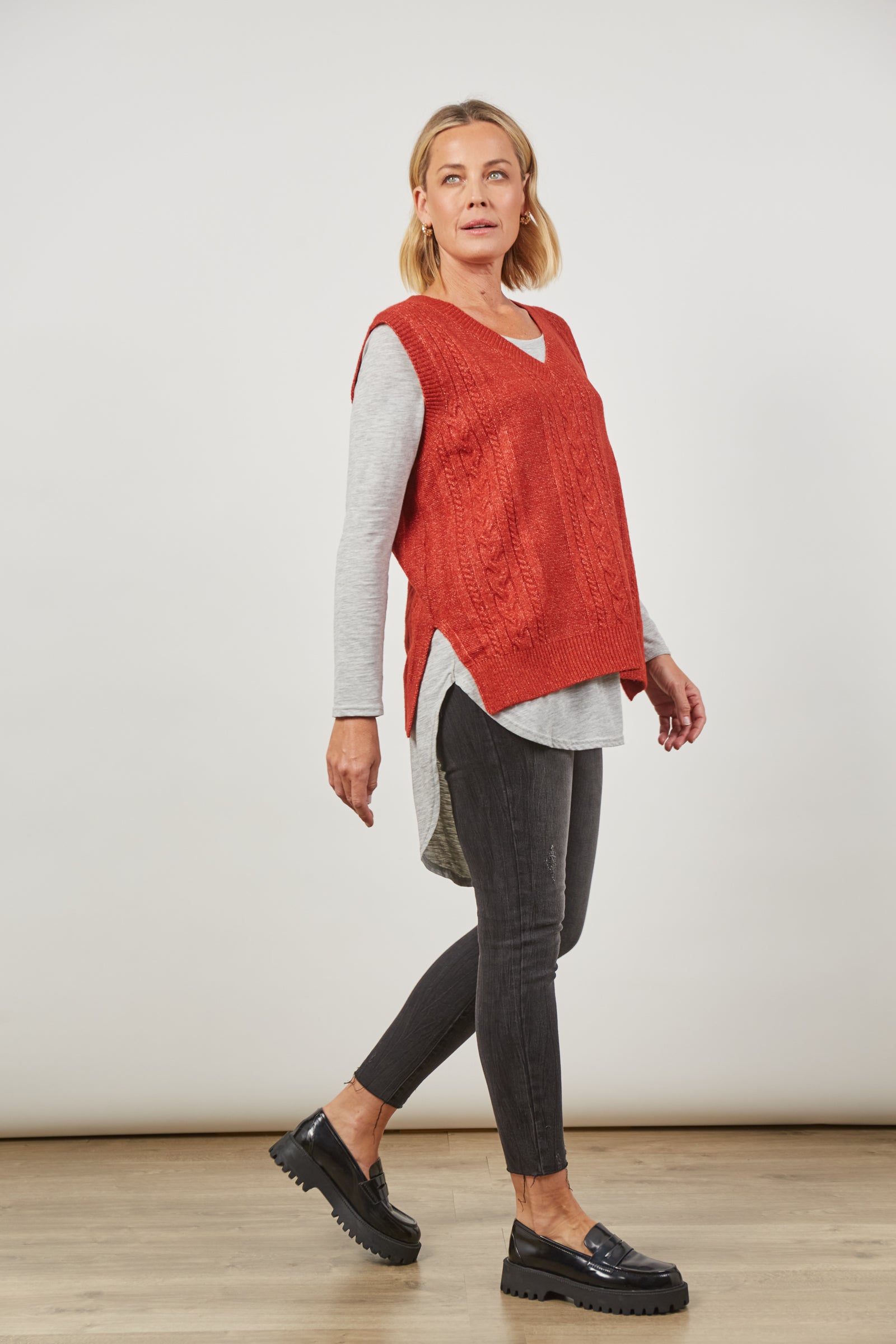 Renew Vest - Picante