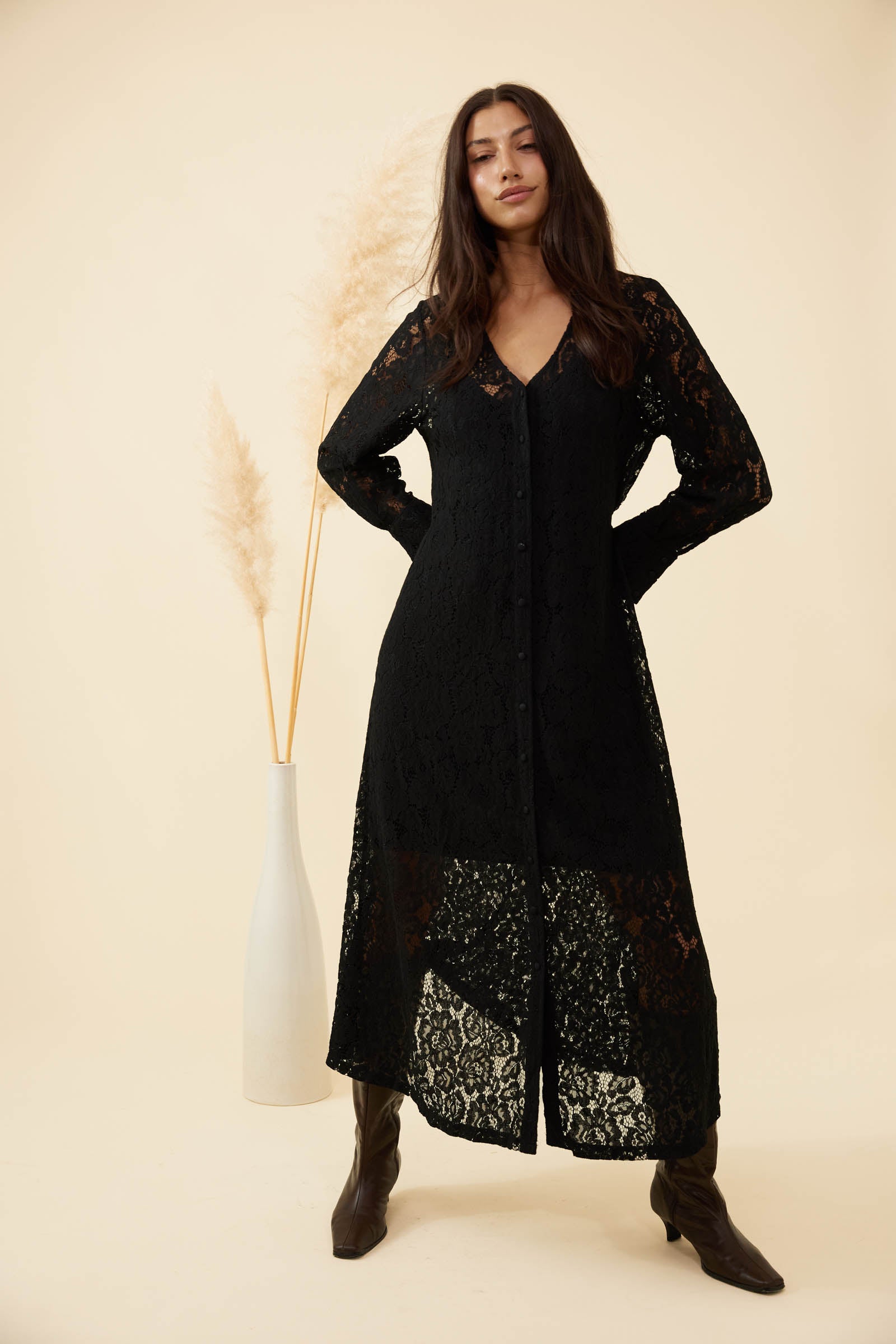 Cara Lace Maxi Dress - Raven